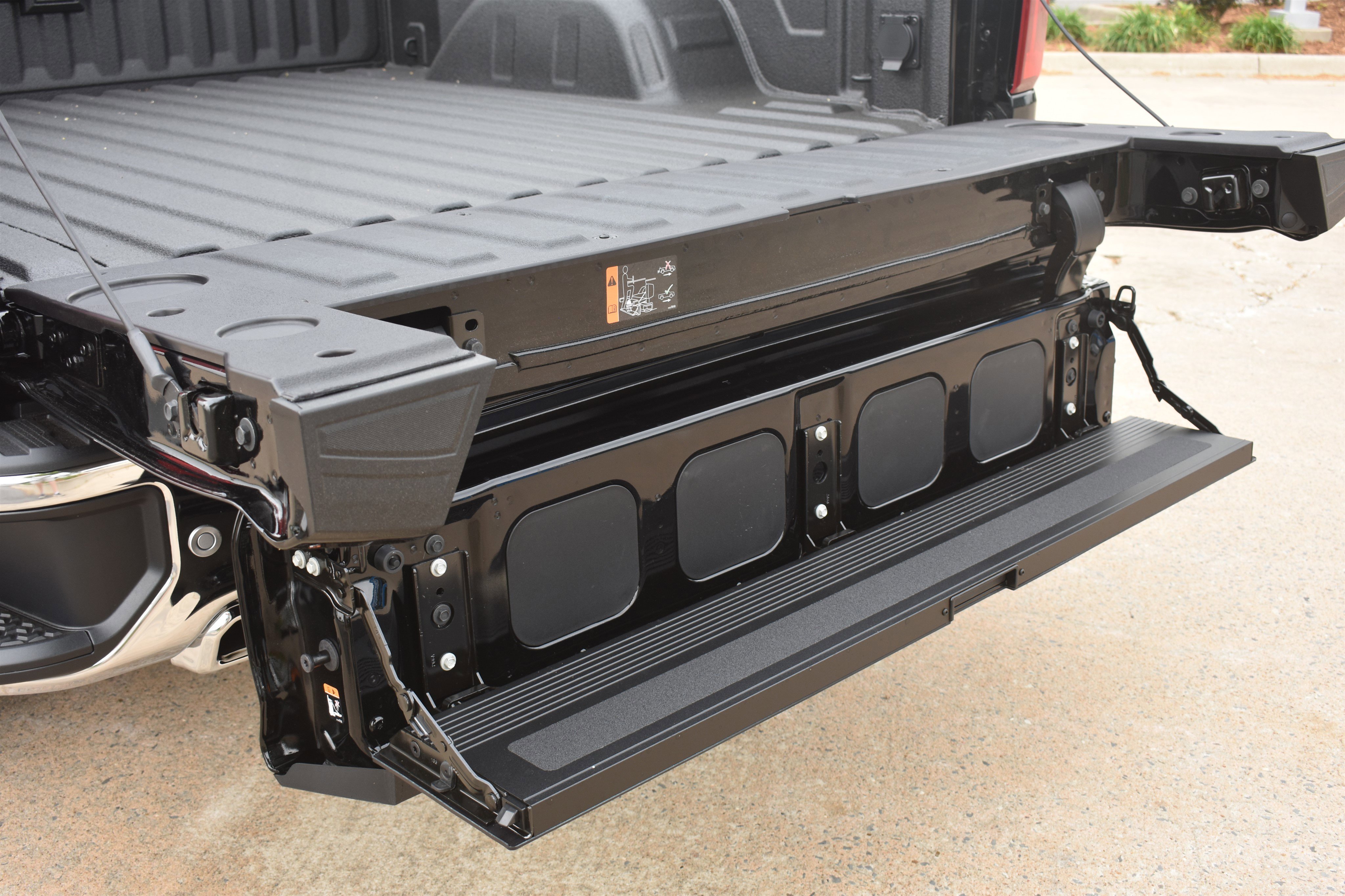 2026 Chevrolet Silverado 1500 LTZ - Photo 14