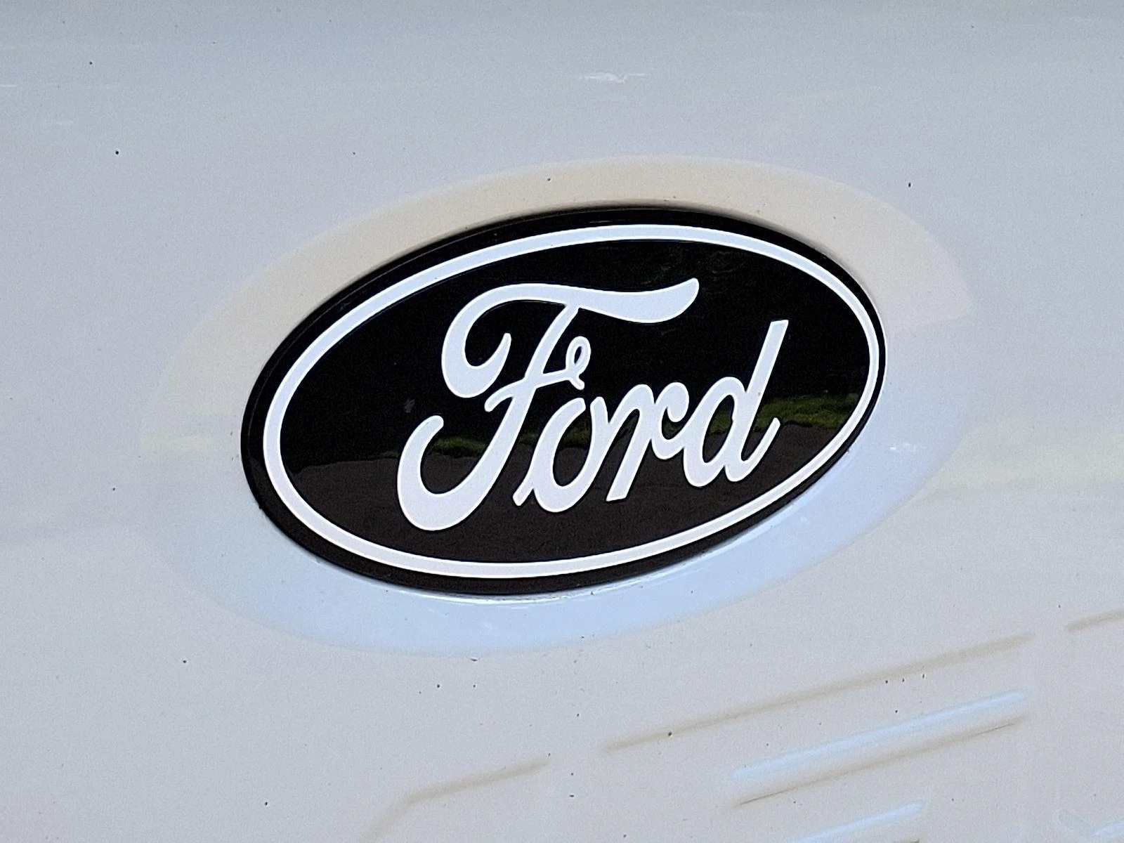 Used 2025 STAR WHITE METALLIC TRICOAT FORD TRUCK LARIAT image 28