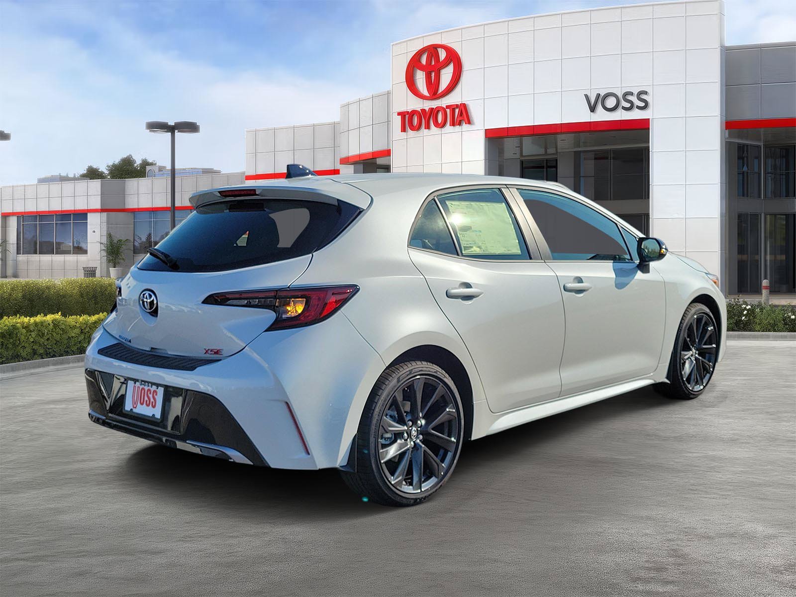 2027 Toyota Corolla Hatchback XSE, photo 3 of 12