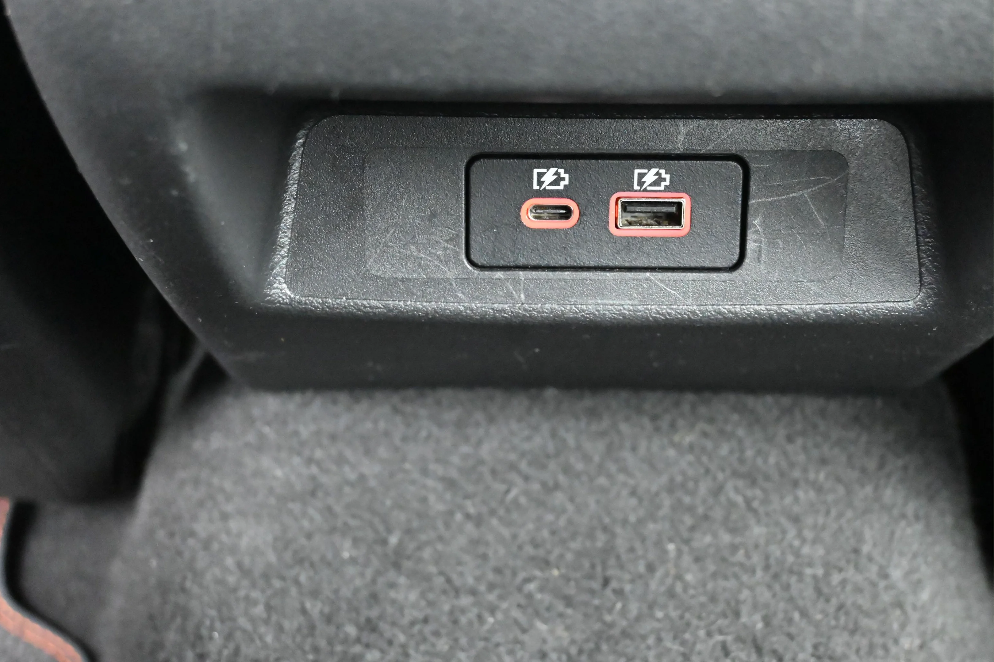 Used 2025 Super Black Nissan SR image 22