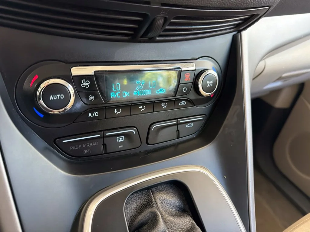 Used 2014 White Ford SE image 45