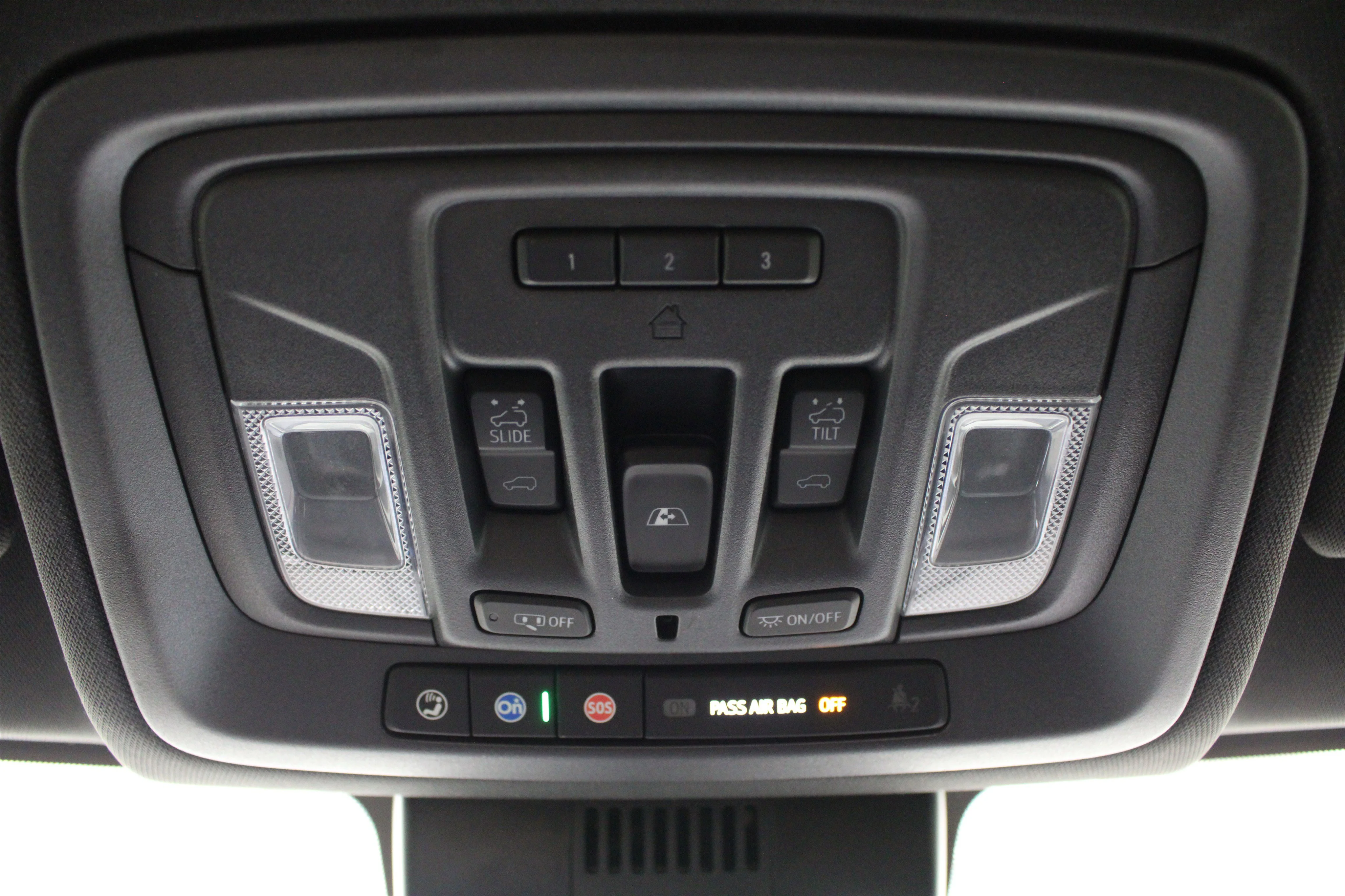 2024 Chevrolet Silverado 1500 ZR2 - Photo 18