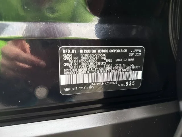 Used 2022  Mitsubishi SEL image 19