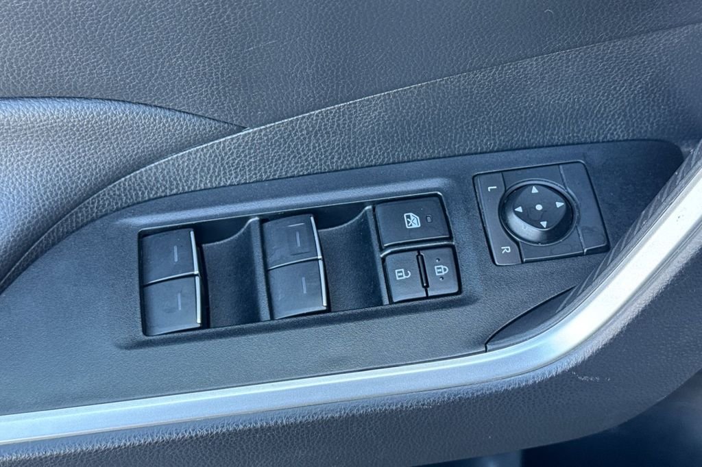 Used 2025 White Toyota XLE image 14