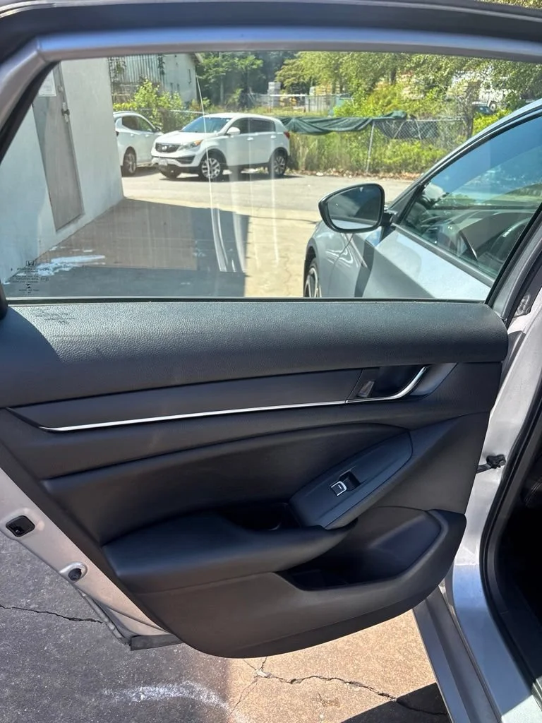 Used 2019  Honda Sport 1.5T image 15