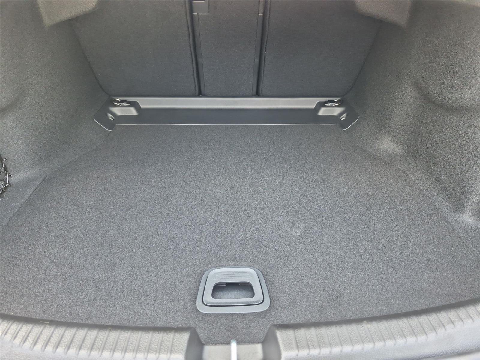 New 2026 Cirrus Silver Metallic Mercedes-Benz C 300 image 36