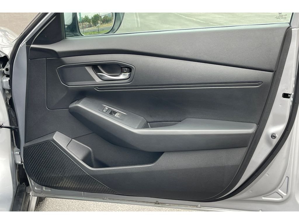 Certified Used 2024 Solar Silver Metallic Honda LX image 19