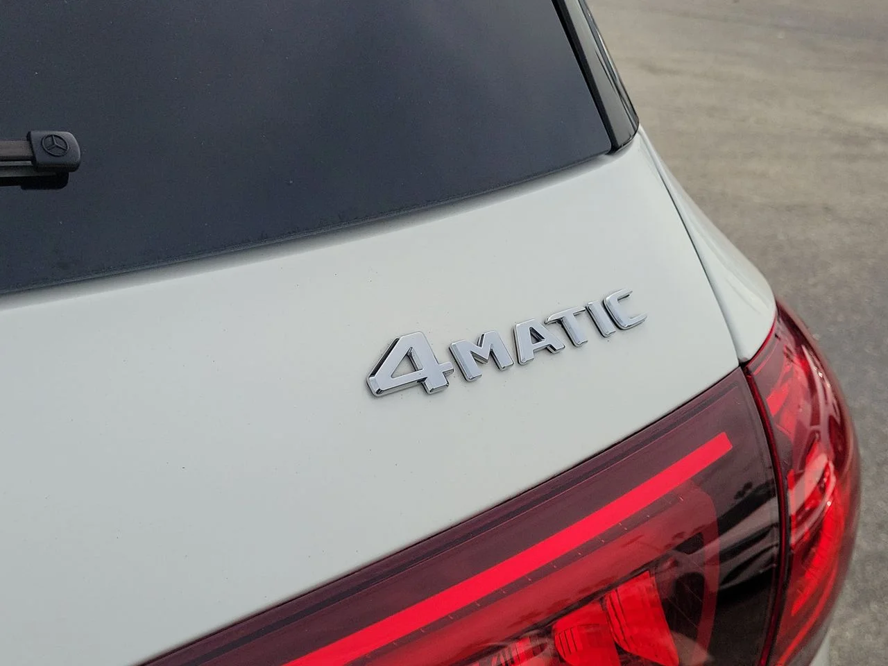 Certified Used 2023 White Mercedes-Benz GLE 450 image 8