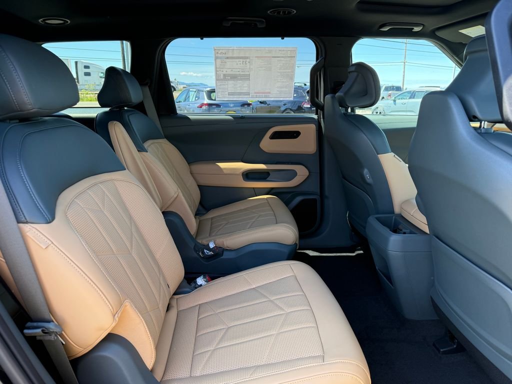 New 2027 Ebony Black Kia X-LINE SX image 13