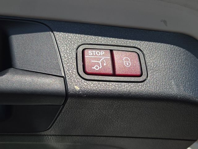 Certified Used 2024 White Mercedes-Benz GLB 250 image 36