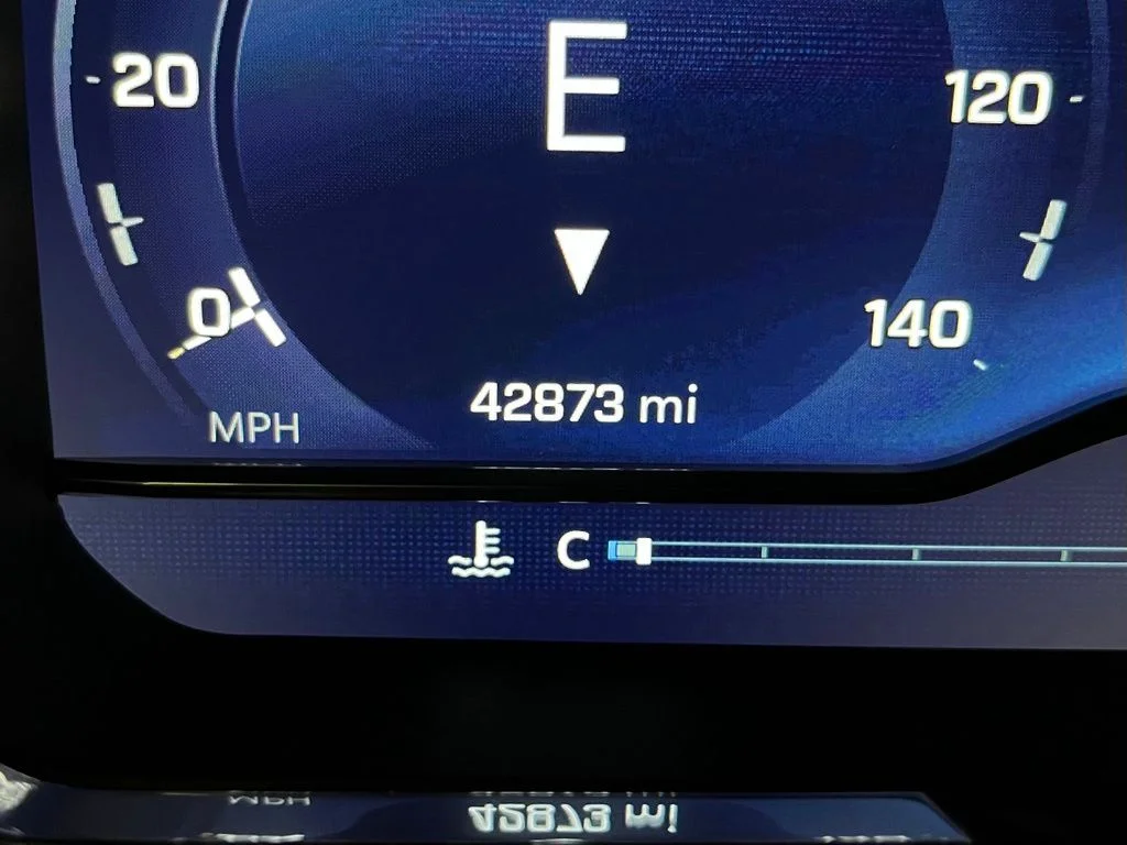 Used 2025 Gray Chevrolet LT image 28