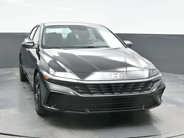 New 2026 Black Hyundai SEL Sport image 6