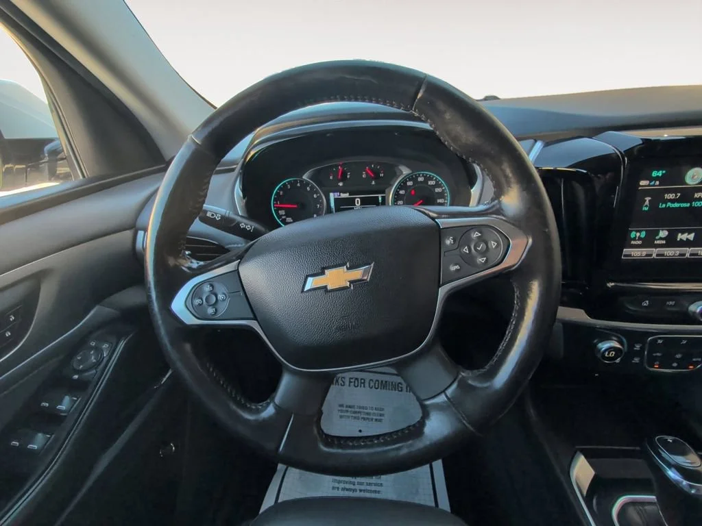 Used 2019 IRIDESCENT PEARL TRICOAT Chevrolet LT Leather image 12