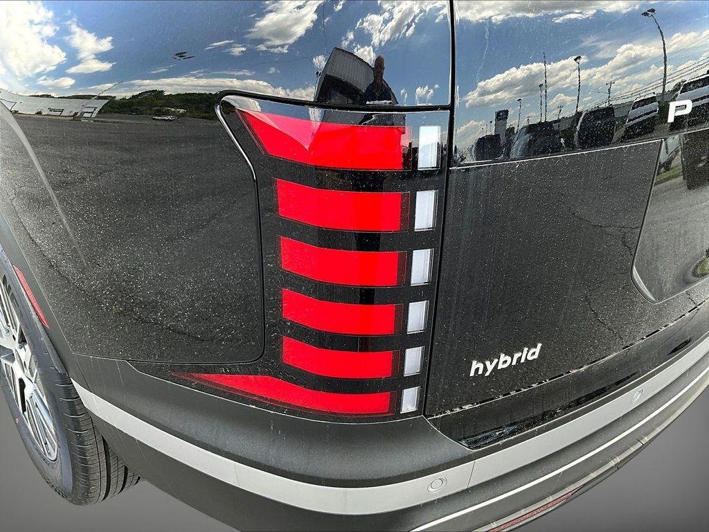 New 2026 Black Hyundai SEL 8P image 28