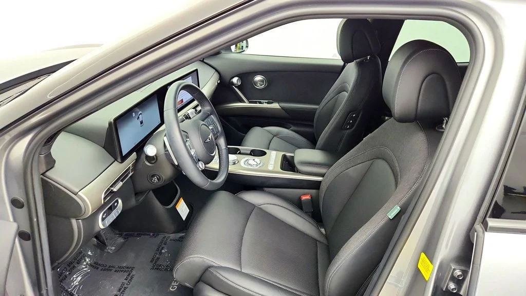 Used 2025 Savile Silver Genesis Standard RWD image 21