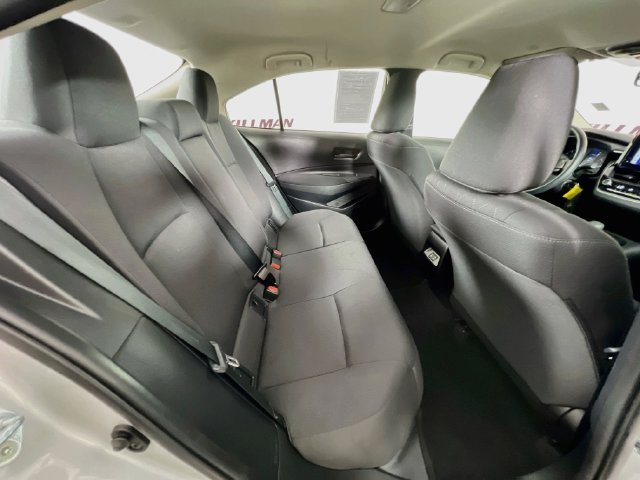 2025 Toyota Corolla LE - Photo 38