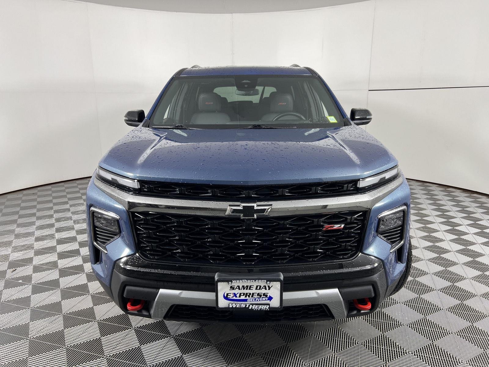 Used 2025 Lakeshore Blue Chevrolet Z71 image 5