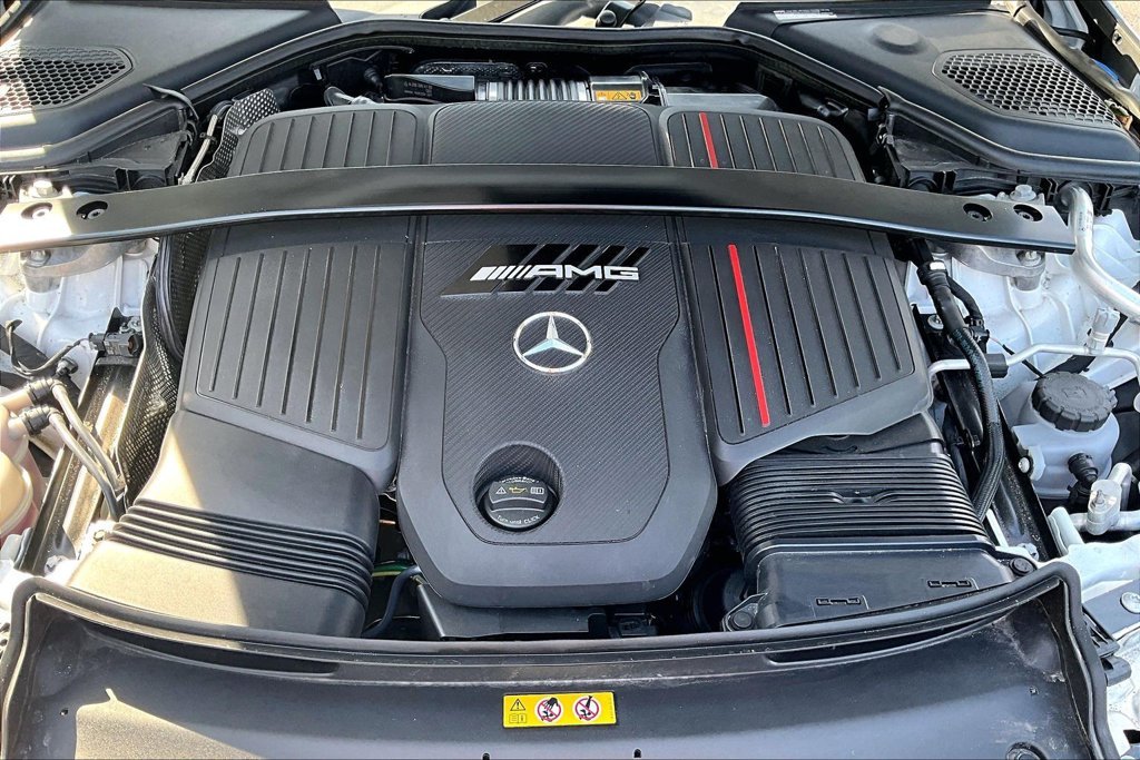 New 2026 MANUFAKTUR Moonlight White Metallic Mercedes-Benz E 53 AMG® image 11