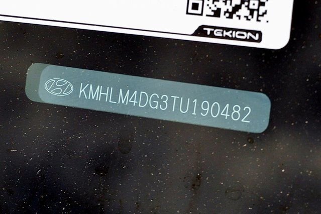 Used 2026 White Hyundai SEL Sport image 31