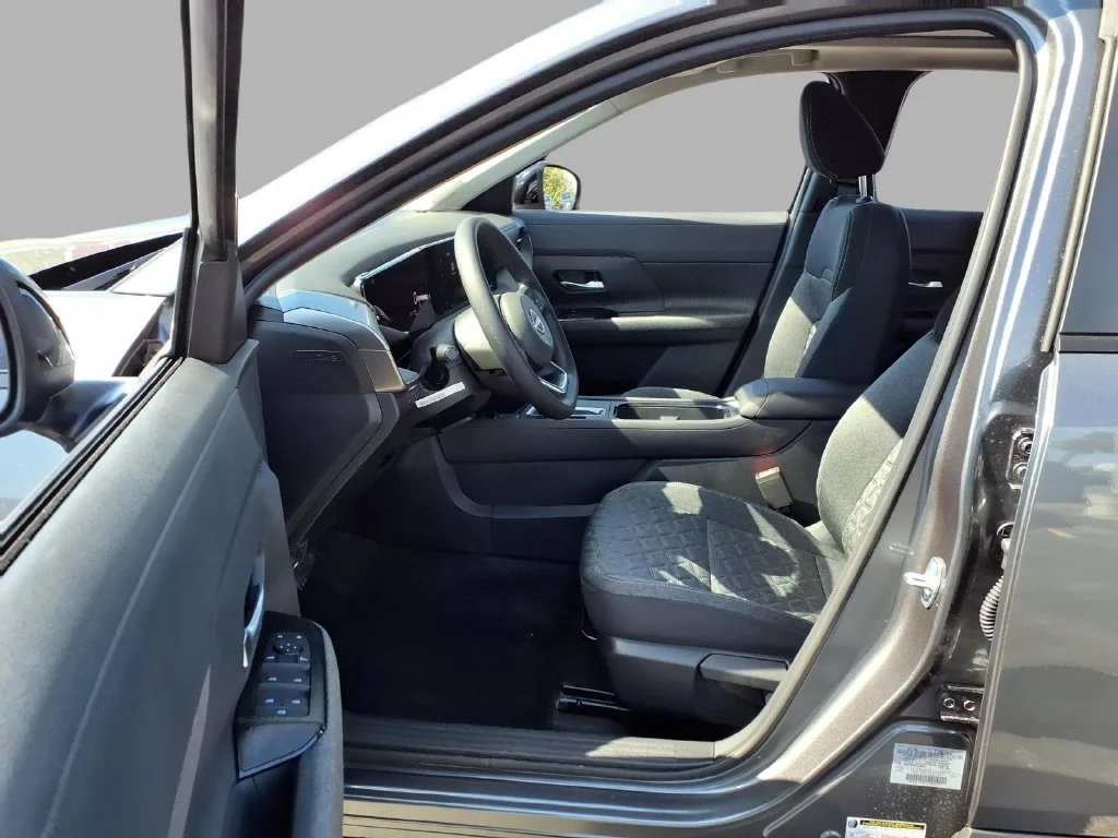 New 2027 Gray Nissan SV image 20