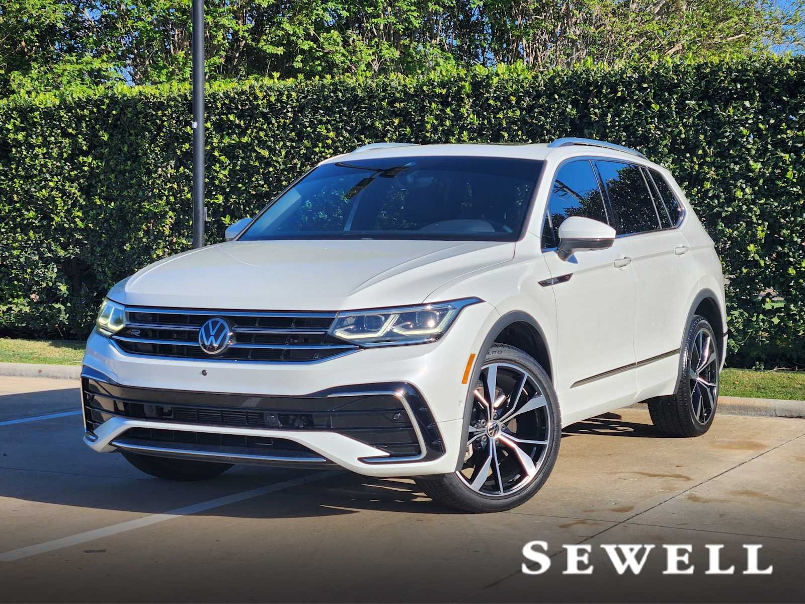 2022 Volkswagen Tiguan SEL R-LINE