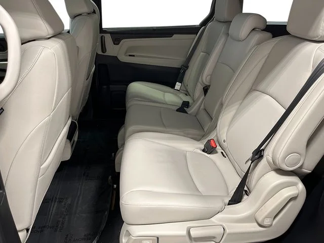 New 2027 Platinum White Pearl Honda EX-L image 24