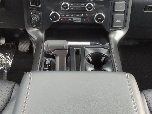 New 2026 Oxford White Ford Lariat® image 20