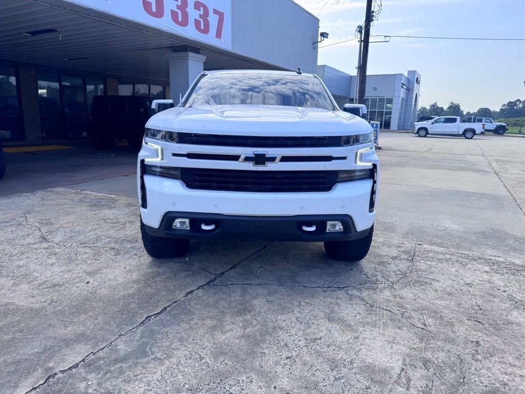 Used 2021 White Chevrolet RST image 9