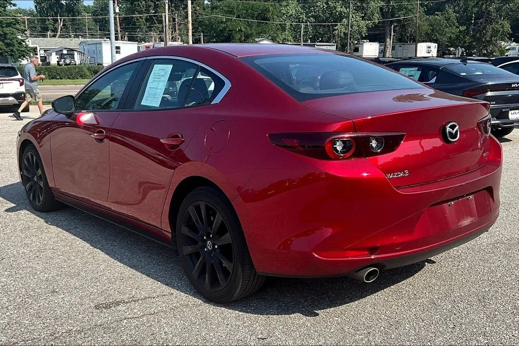 Used 2024 Soul Red Crystal Metallic Mazda 2.5 S Select Sport image 2