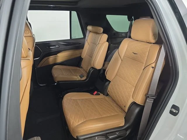 Used 2021 White Cadillac Premium Luxury image 19