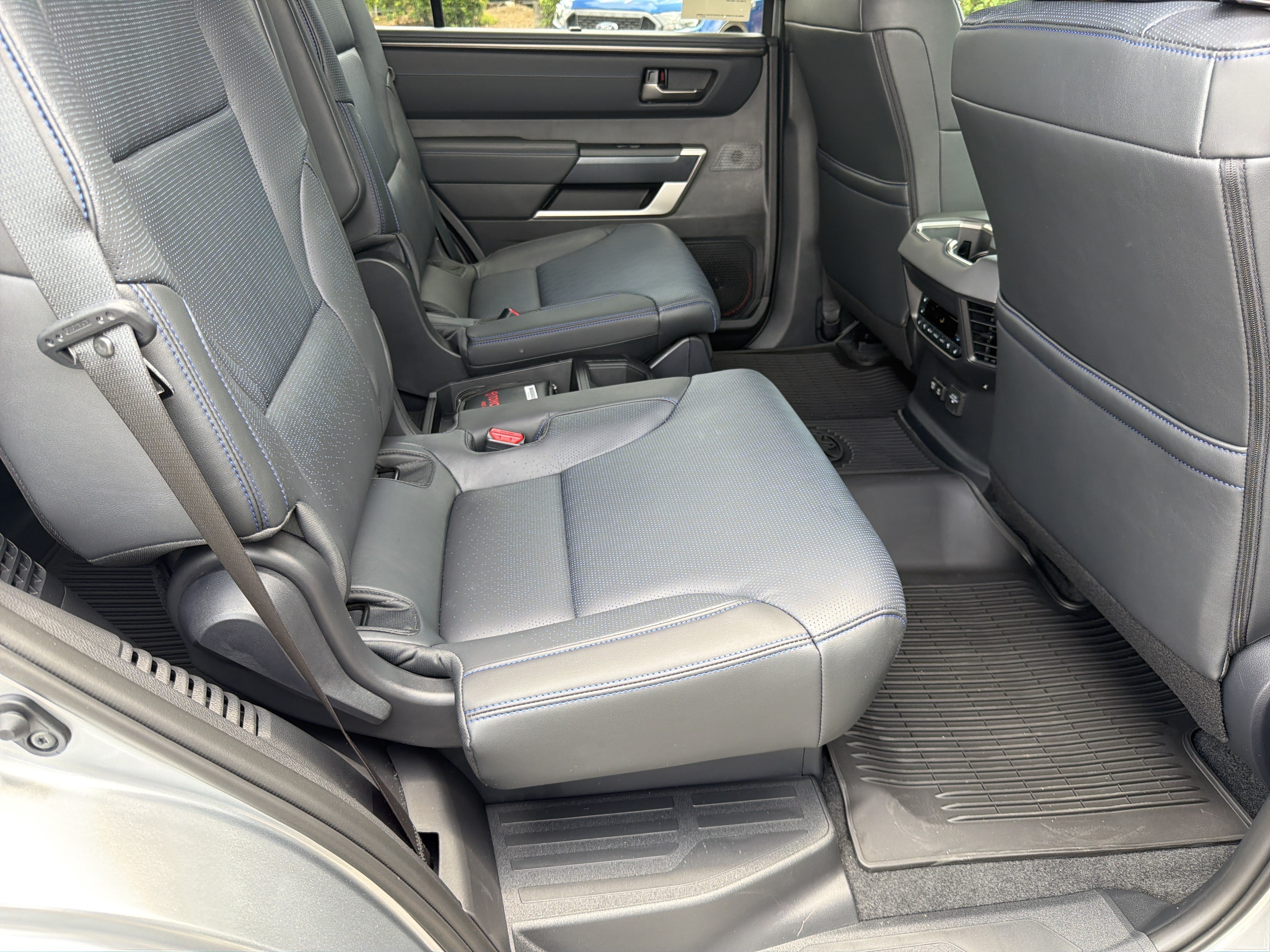 New 2026 Celestial Silver Metallic Toyota Platinum image 15
