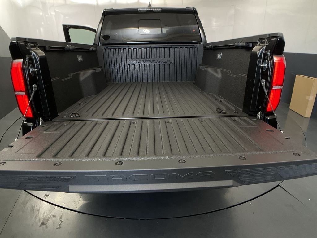 2026 Toyota Tacoma SR5 - Photo 30