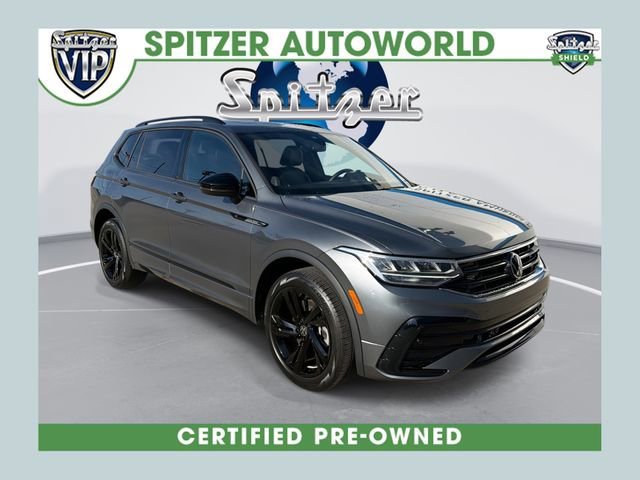 2023 Volkswagen Tiguan 2.0T SE R-Line Black's photo