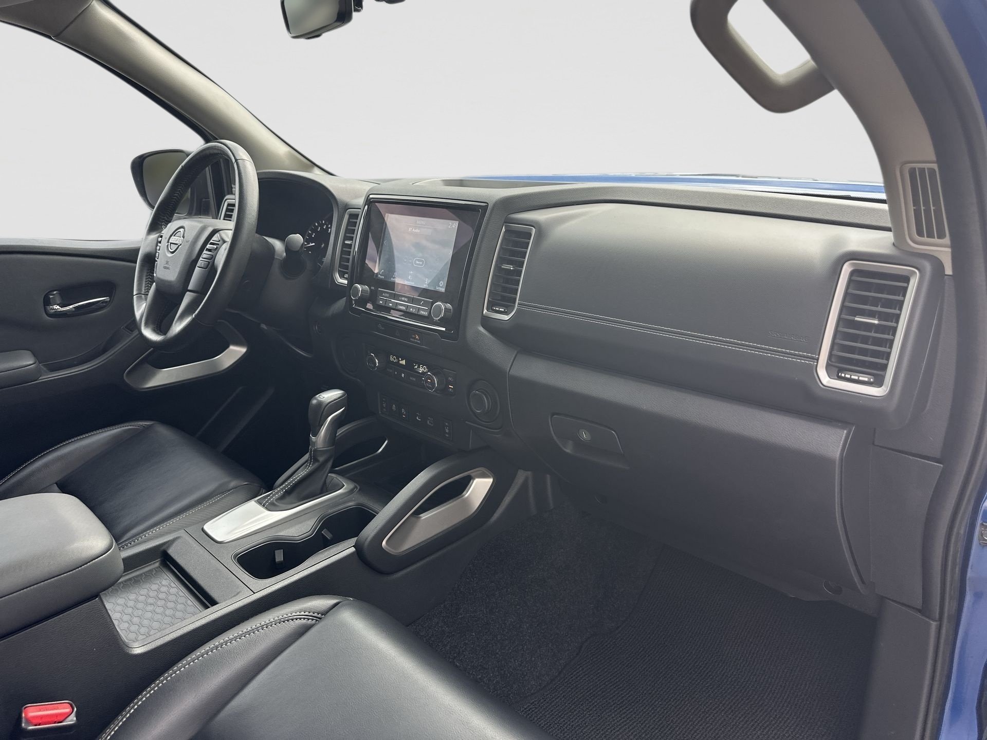 2024 Nissan Frontier SL - Photo 28