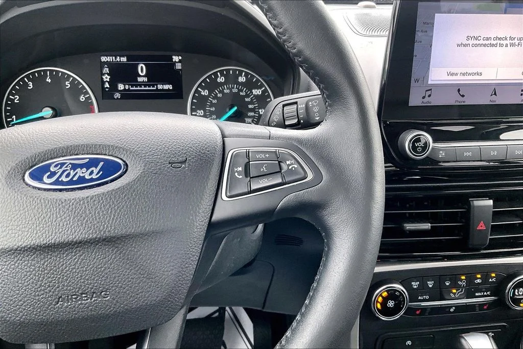 Used 2018 Diamond White Ford Titanium image 18