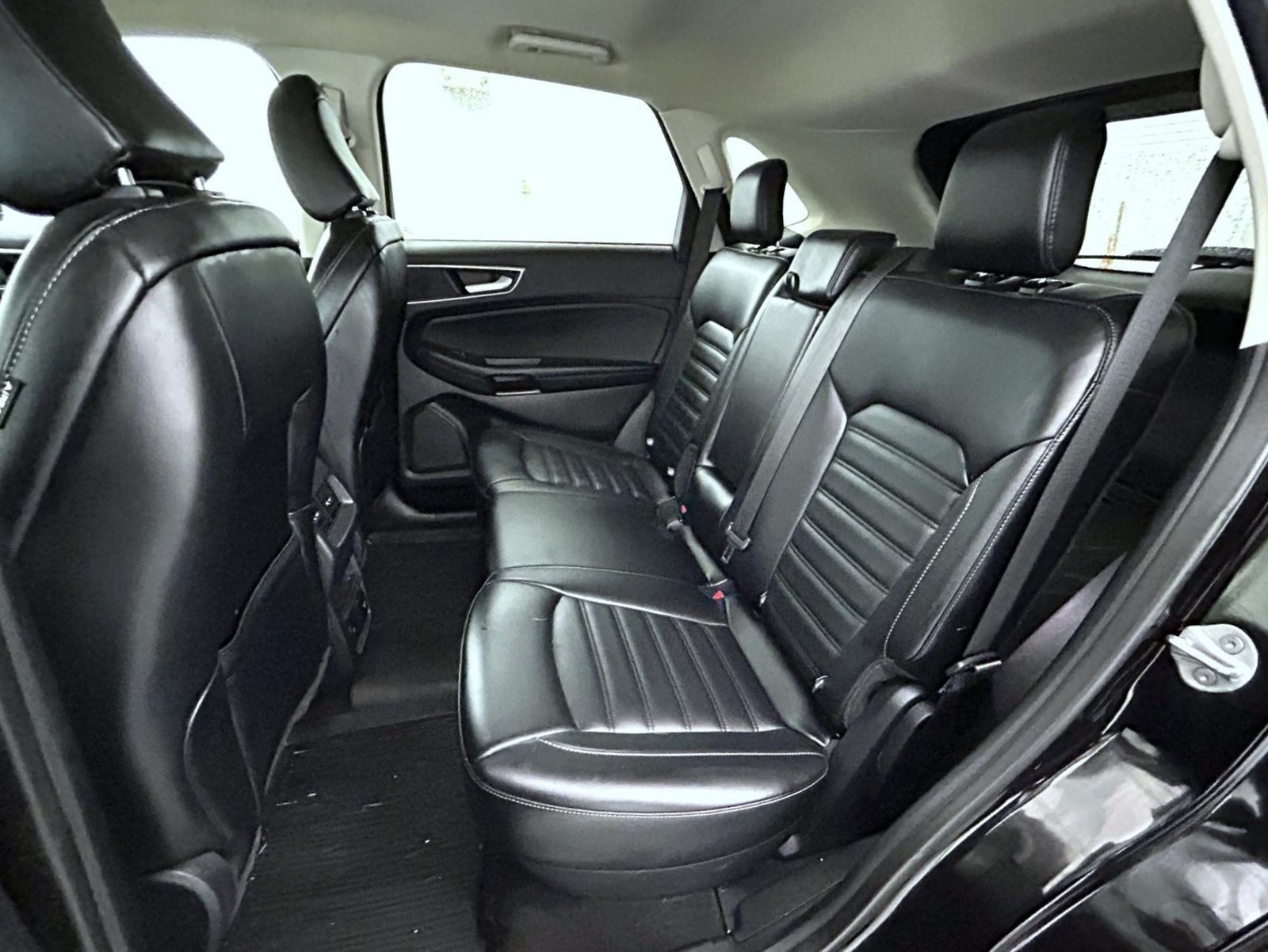 Used 2024 Black Ford SEL image 19
