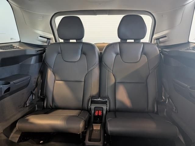 2026 Volvo XC90 Ultra - Photo 29