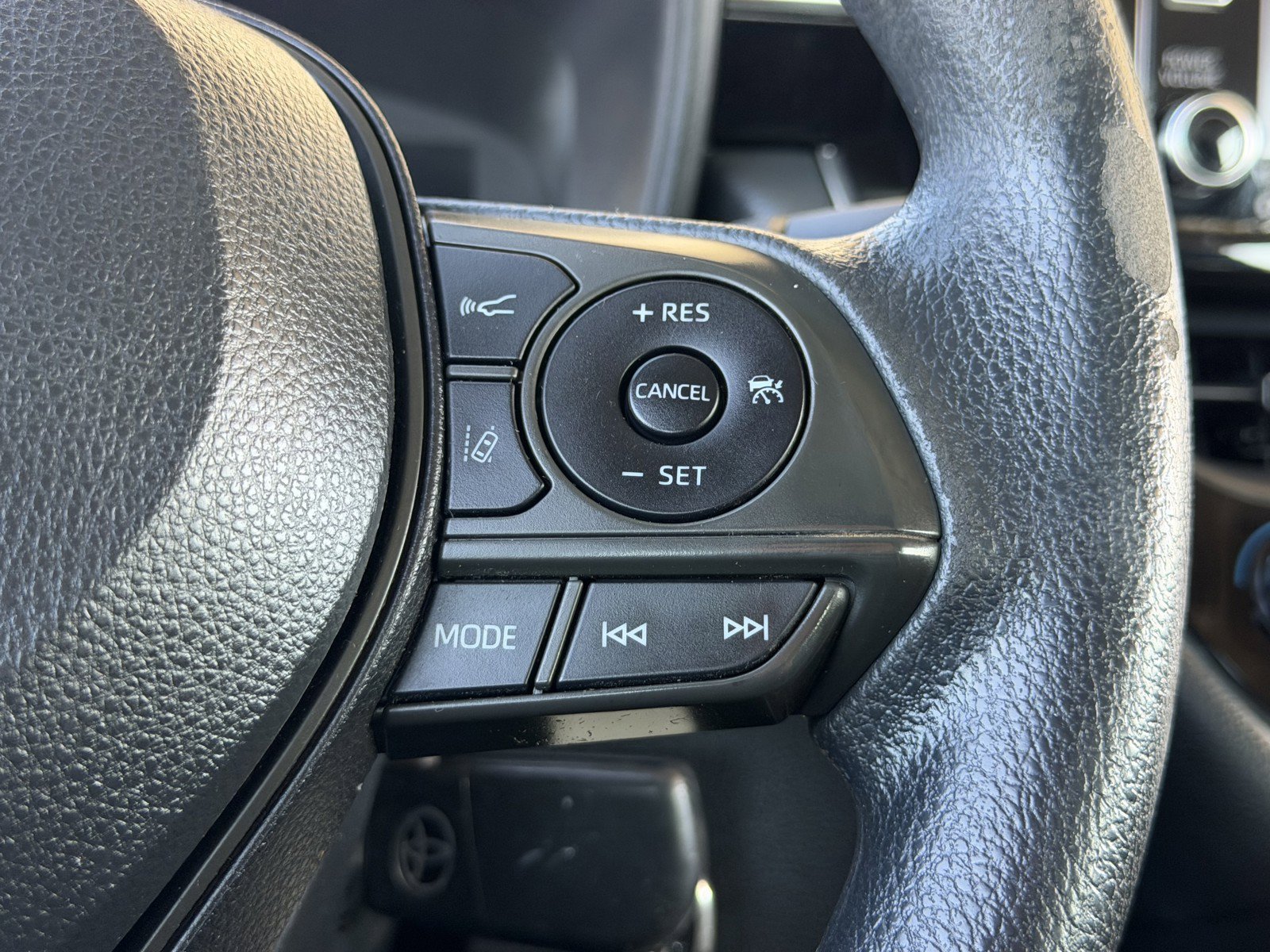 Used 2021 Black Sand Pearl Toyota LE image 16