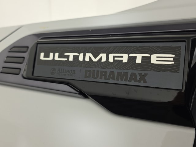 Certified Used 2025 Summit White GMC Denali Ultimate image 12
