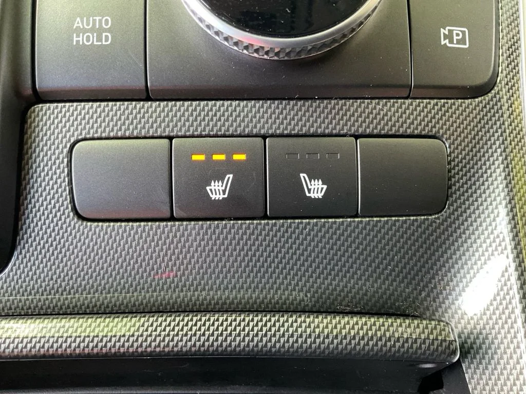 Used 2023 Silver Hyundai SEL image 26