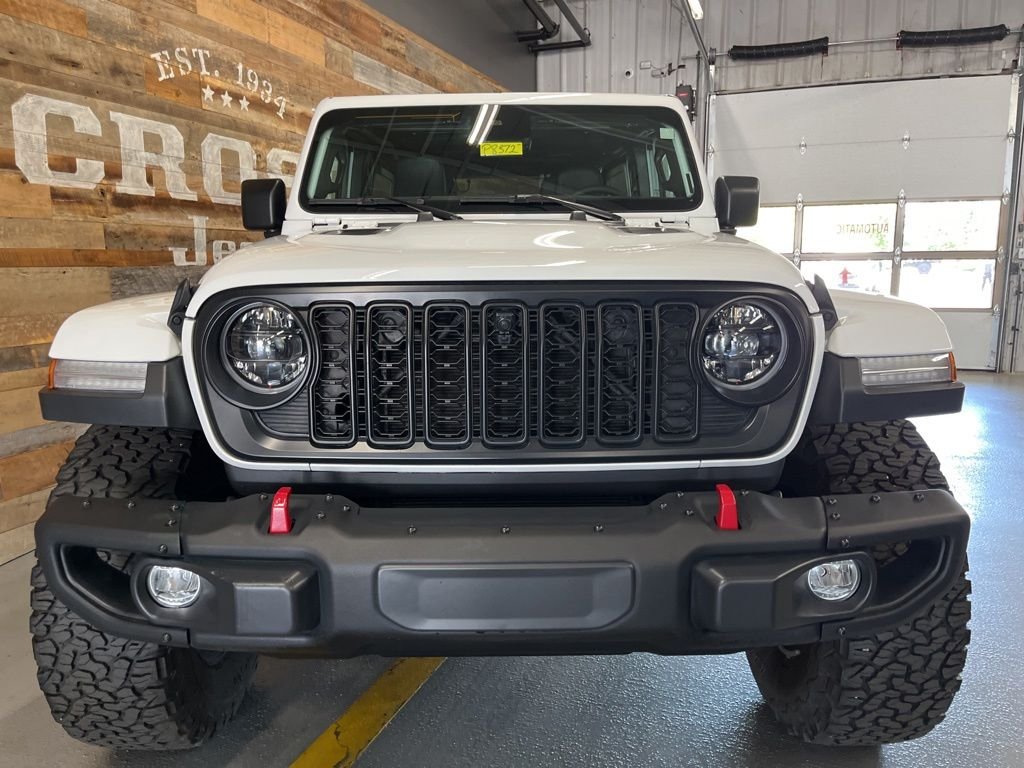 Used 2025 Bright White Clearcoat Jeep Rubicon X image 7