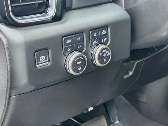 Used 2024 White GMC Denali Ultimate image 11