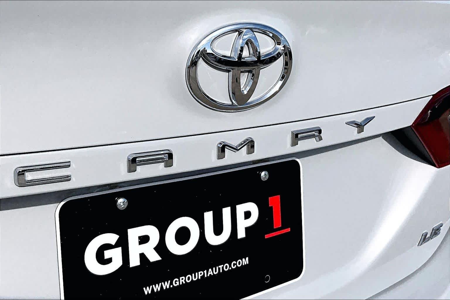 Used 2022 Ice Edge Toyota LE image 29