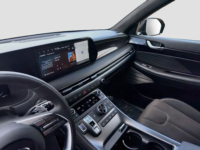 Used 2025 Black Hyundai Calligraphy Night Edition image 9