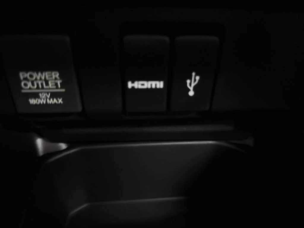 Used 2017 Lunar Silver Metallic Honda EX-L image 30