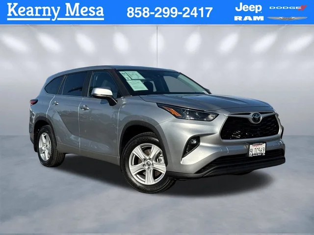 2023 Toyota Highlander LE
