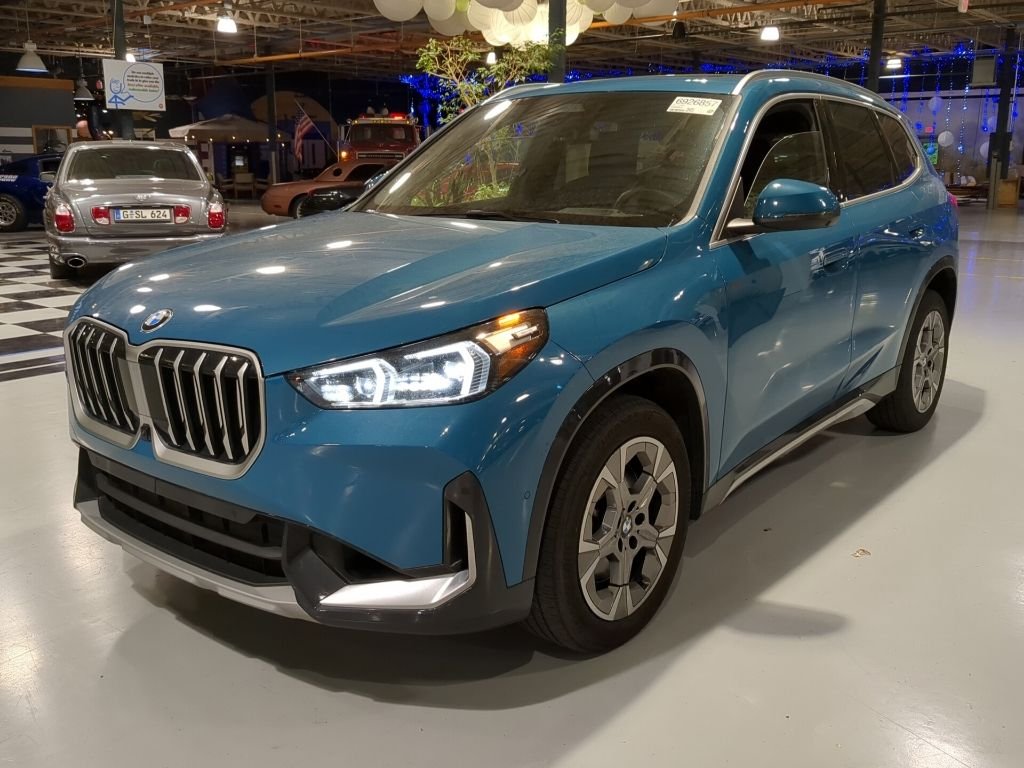 2025 BMW X1 xDrive28i's photo