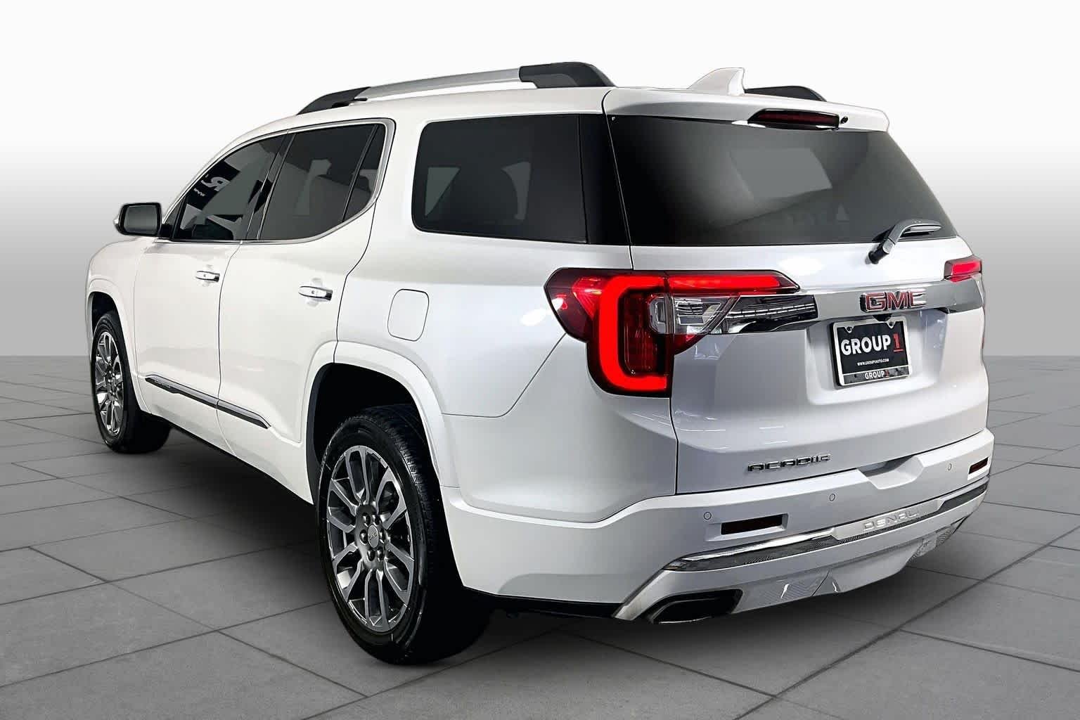 2023 GMC Acadia Denali - Photo 21