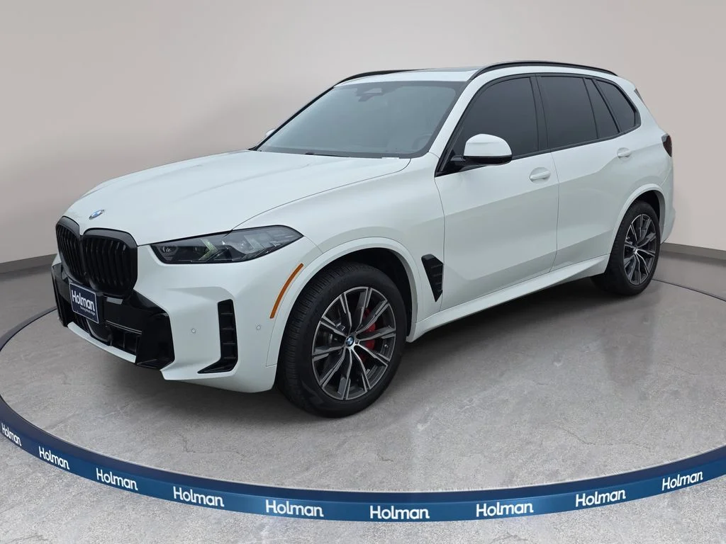 Used 2024 Alpine White BMW xDrive40i image 1