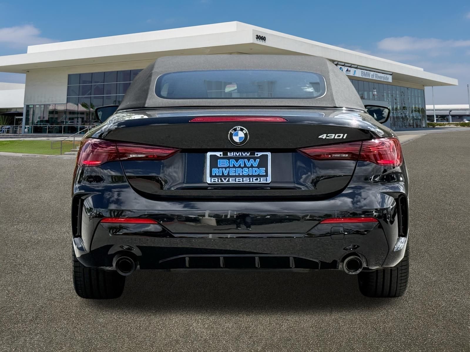 Used 2025 Black BMW 430i image 9